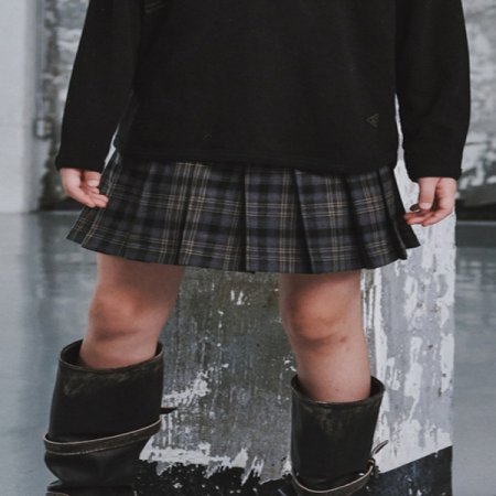 차콜그레이 체크 스커트