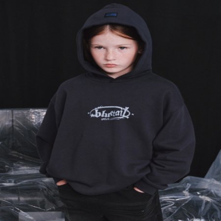 차콜그레이 후드 티셔츠