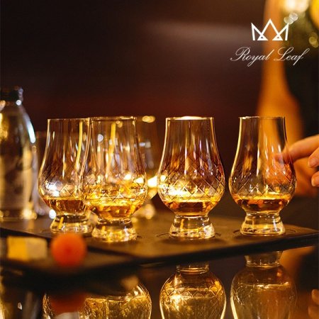 로얄리프 핸드메이드 글렌캐런 위스키잔