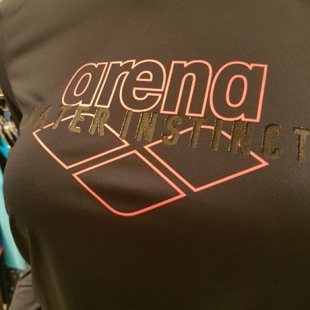 여성 비치 래쉬가드