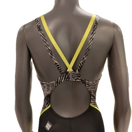 여성 수입 선수 4부 반신 수영복