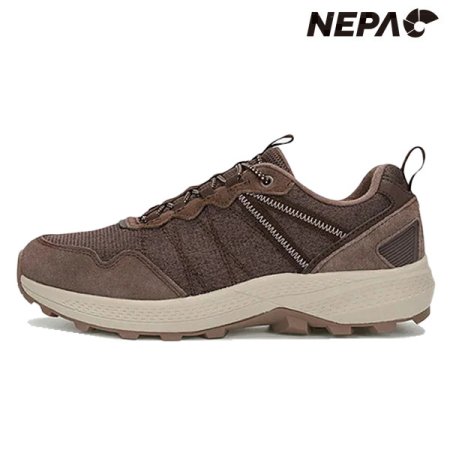 여성 클레토 하이킹