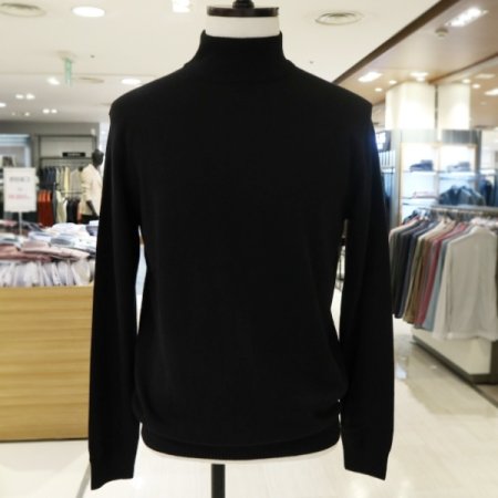 남성 플레인하프넥 블랙니트