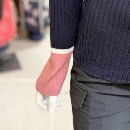 비비 골지 카라 니트 티셔츠