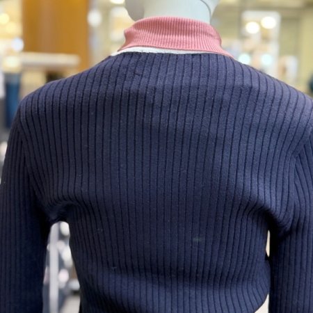 비비 골지 카라 니트 티셔츠