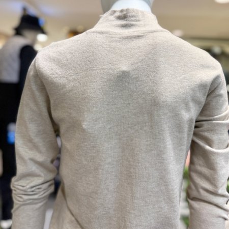 로리 하이넥 니트 티셔츠