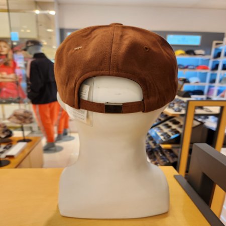 피에르가르뎅 스웨이드 야구모자