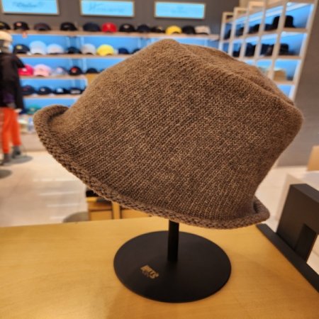 겨울 니트 와이어챙 벙거지