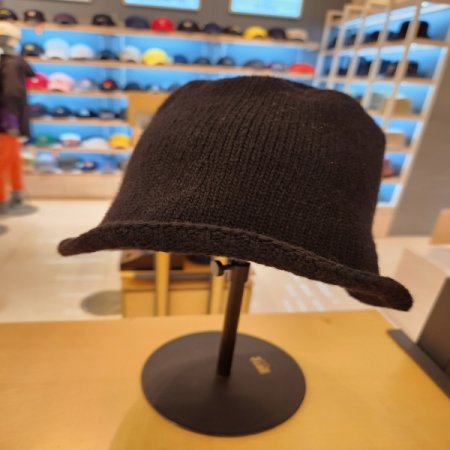 겨울 니트 와이어챙 벙거지