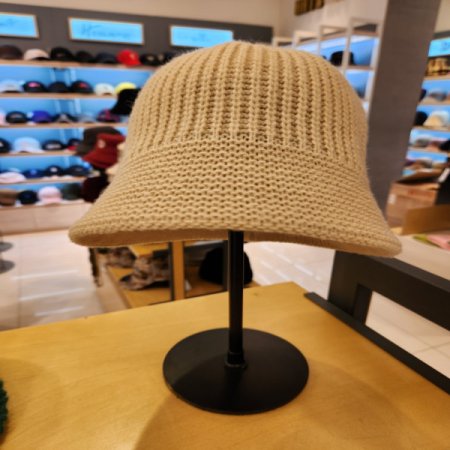 피에르가르뎅 겨울 여성 니트 버킷햇