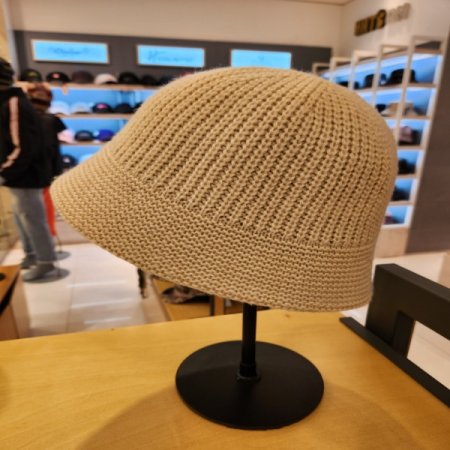 피에르가르뎅 겨울 여성 니트 버킷햇