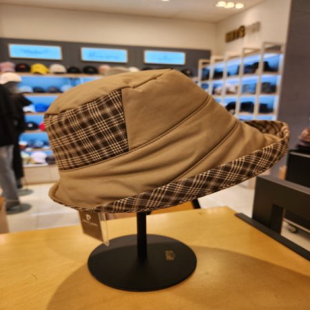 피에르가르뎅 여성 겨울 보넷 벙거지