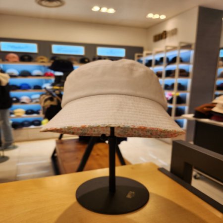 피에르가르뎅 여성 봄여름 데일리벙거지