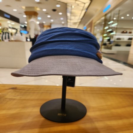 피에르가르뎅 여성 배색 버킷햇