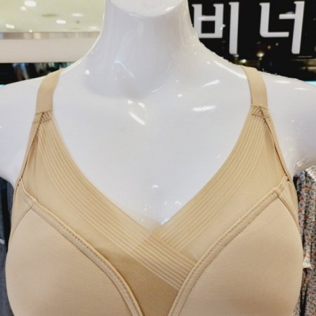 헴라인 노와이어 스포츠브라 C컵 D컵