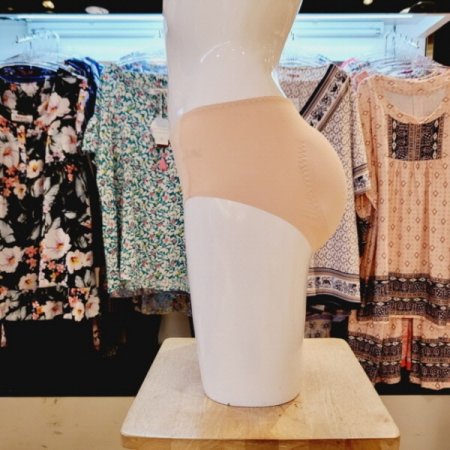 자연스러운 무봉제 엉덩이 뽕팬티