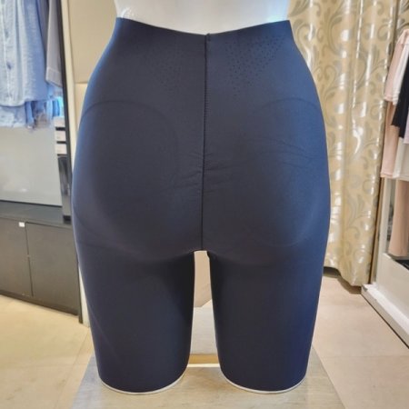 깔끔한 블랙 무봉제 사각거들