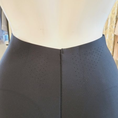 깔끔한 블랙 무봉제 사각거들