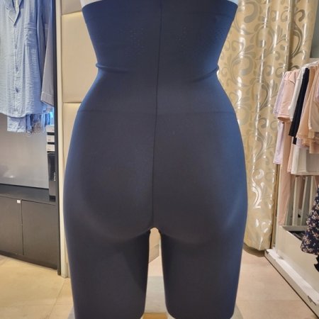 매끄러운 하이웨스트 사각거들