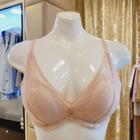 볼륨 노와이어브라 레이스팬티 세트