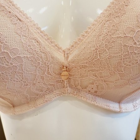 볼륨 노와이어브라 레이스팬티 세트