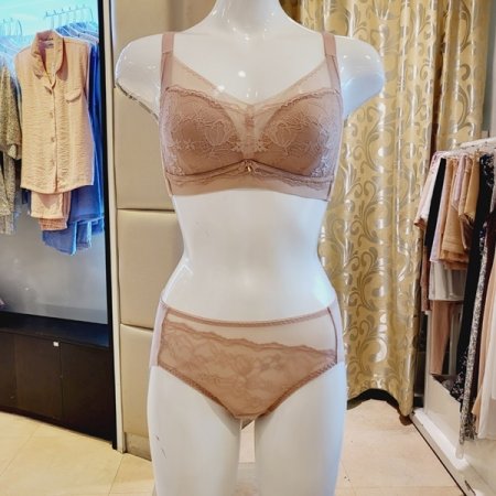 몰드 프리컷 노와이어브라 팬티세트