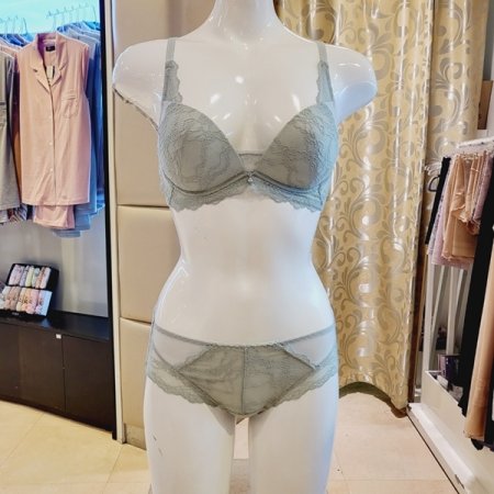 레이스 볼륨 노와이어브라 헴팬티세트