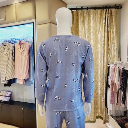 라운드넥 팬터나염 폴리기모 남성상의