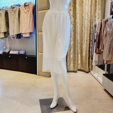 비너스 밑단레이스 바지슬립