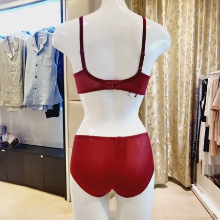 E컵 메모리즈몰드브라 헴팬티세트