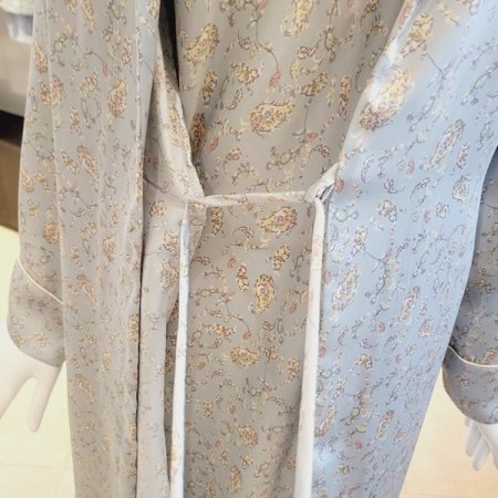 여성스러운 페이즐리나염 겉가운