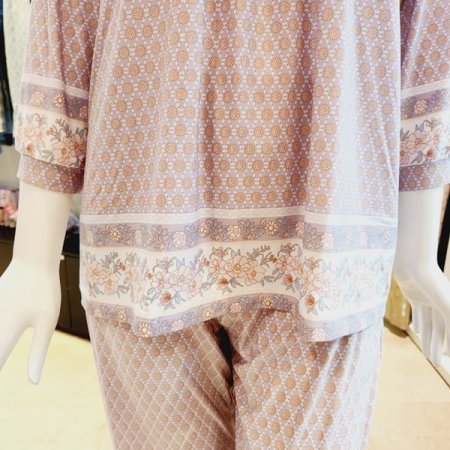 보더꽃나염 폴리스판 홈웨어상의