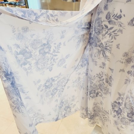 하늘하늘한 초경량 꽃나염 가운세트