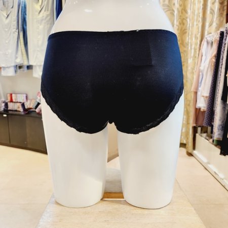 25ss 봄광고 서브 소폭레이스 팬티