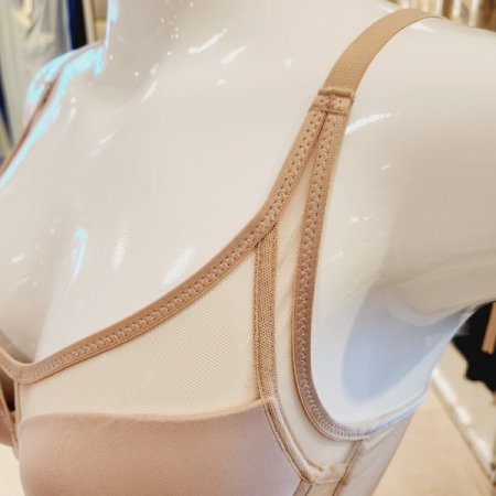 E컵 스킨 블랙 커버업 노와이어브라