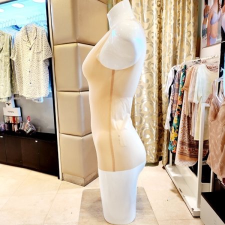 얇고 가벼운 무봉제 여성런닝 골프속옷