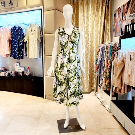 화사한 나뭇잎나염 패드 원피스홈웨어