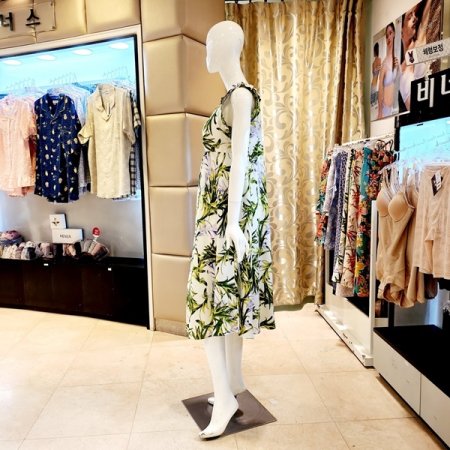 화사한 나뭇잎나염 패드 원피스홈웨어