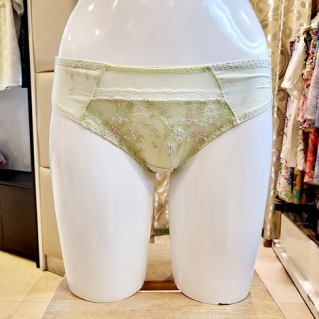 C컵 가드닝자수 몰드브라 헴팬티세트