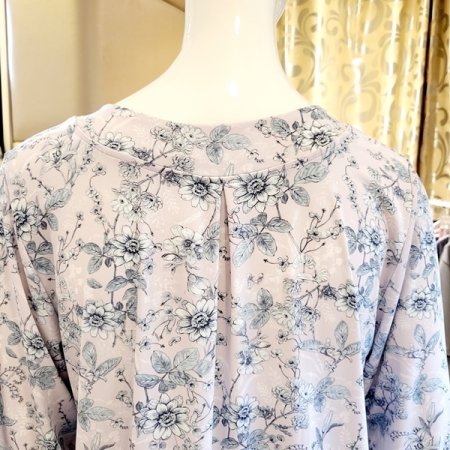 부드러운 꽃나염 여성 홈웨어상의