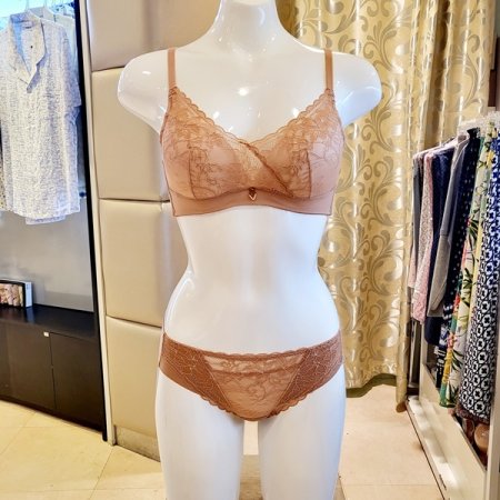 25aw 애쉬메모리몰드브라 헴팬티세트