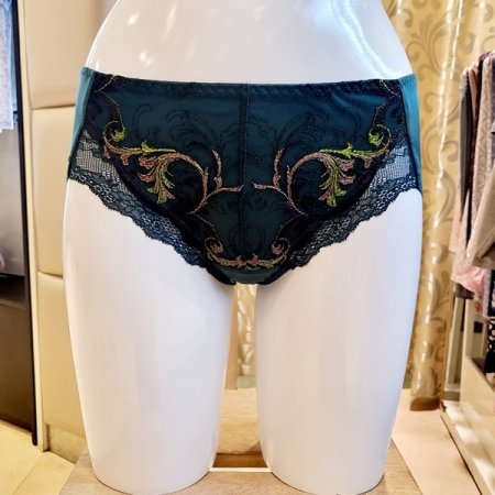 화려한 메탈릭자수 헴라인팬티