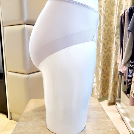 화려한 메탈릭자수 헴라인팬티