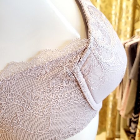 화려한 메탈리자수 패드브라 AB컵