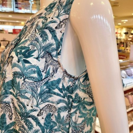 사파리나염 민소매 원피스