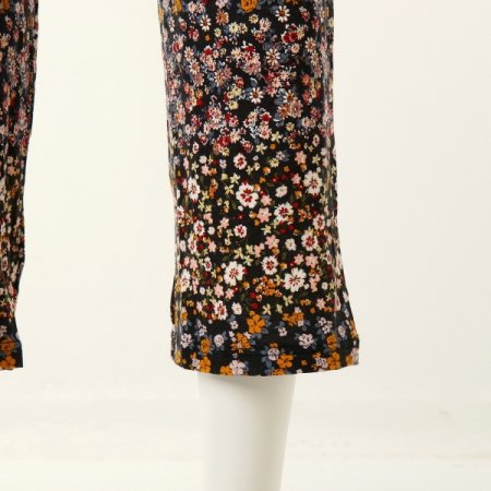 블랙바탕 잔꽃나염 이지웨어상하