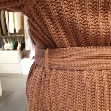 울캐시 허리 벨티드로브형미디가디건