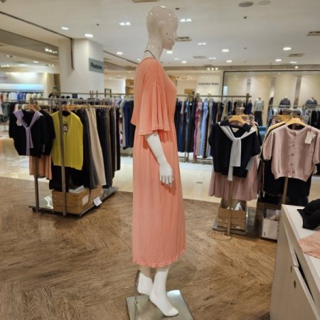 모달 스마킹 포인트 드레스