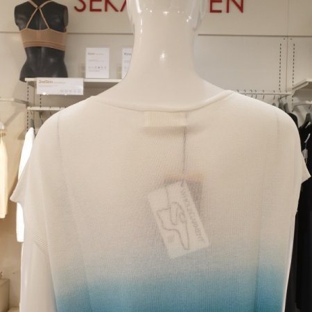 그라데이션 보트넥 탑