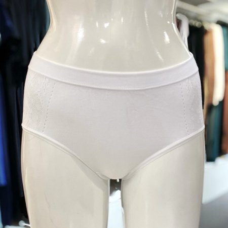 레이스 풀브리프